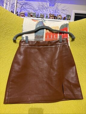Wilfred Brown Faux Leather Mini Skirt with Side Slit